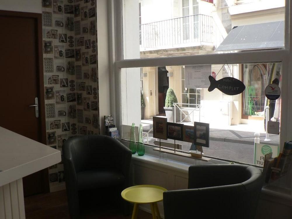 Hotel Les Alizes Biarritz Exterior photo