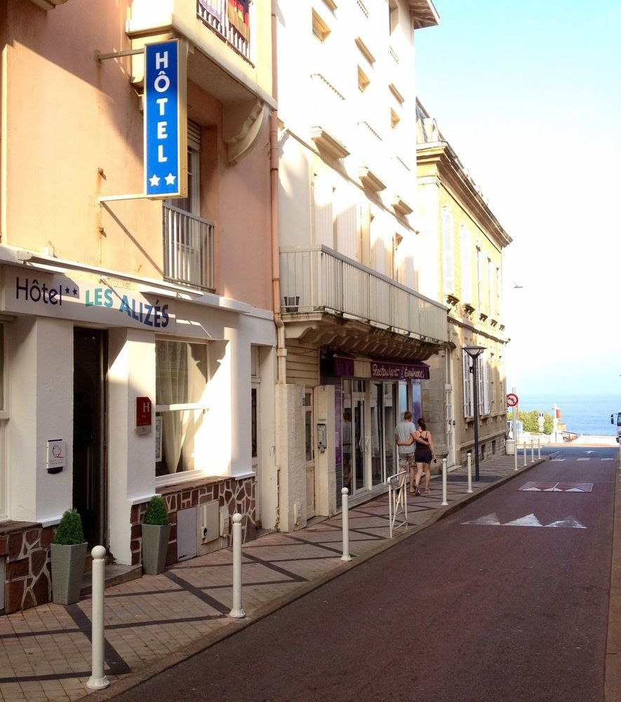 Hotel Les Alizes Biarritz Exterior photo
